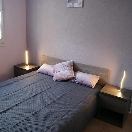 Les Locations De Lara Iii - T2 - 2 Lits Doubles Loggia Piscine Parking Privatif Appartement Agde