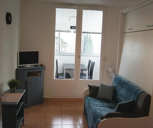 Lara 3 - T2 Loggia Piscine 2 Lits Doubles Parking Près Du Centre-port Et île Loisirs