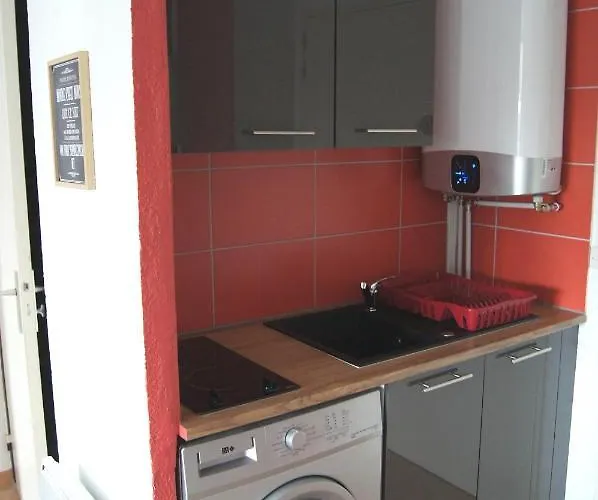 Les Locations De Lara Iii - T2 - 2 Lits Doubles Loggia Piscine Parking Privatif