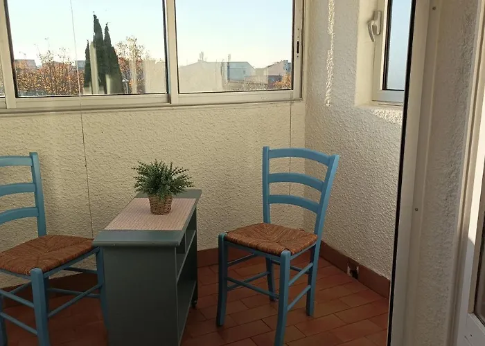 Lara 3 - T2 Loggia Piscine 2 Lits Doubles Parking Près Du Centre-port Et île Loisirs Agde